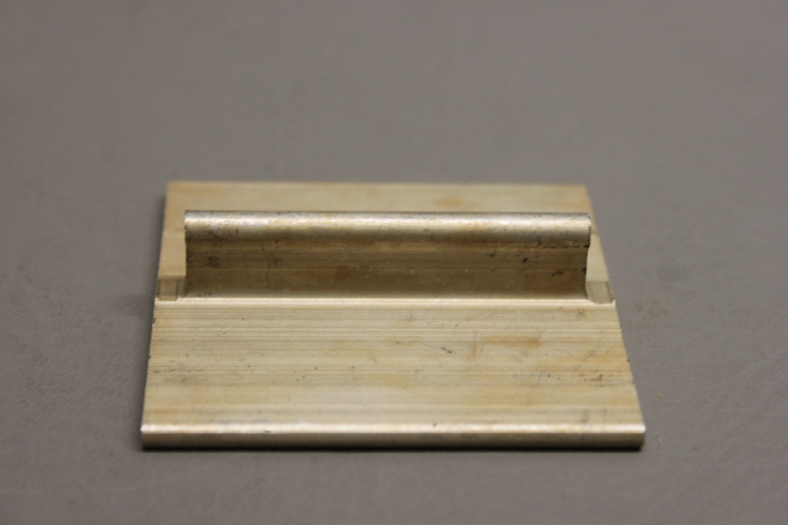 0515068-1 Cessna Seat Belt Bracket