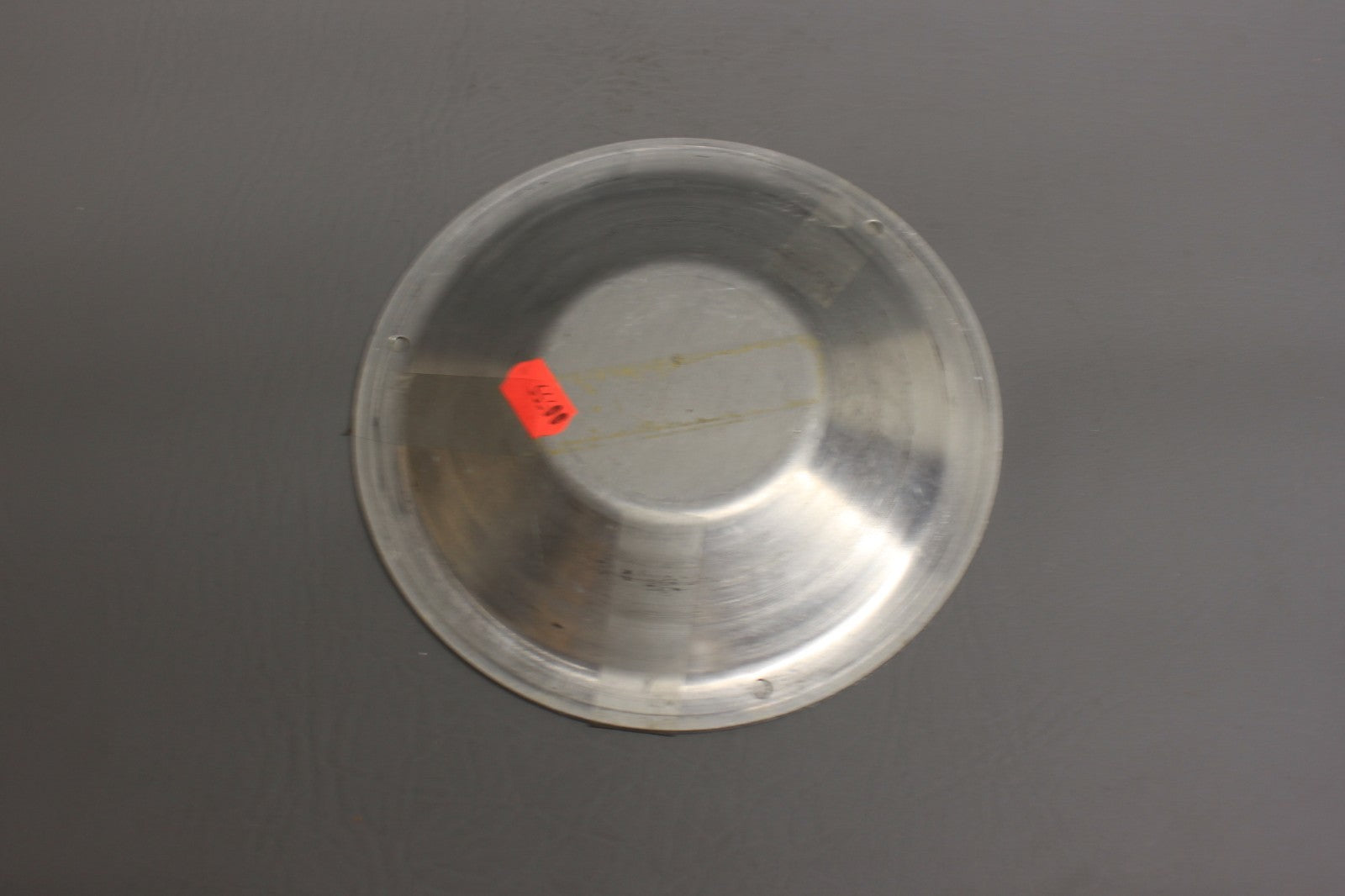 486-535 Piper Dust Cover Hubcap