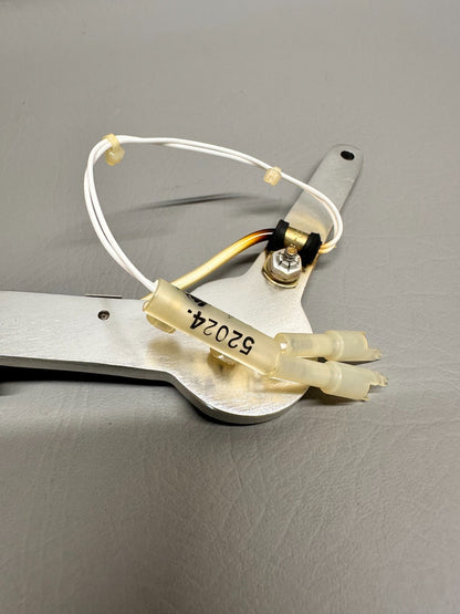 52024-000 Piper Control Lever