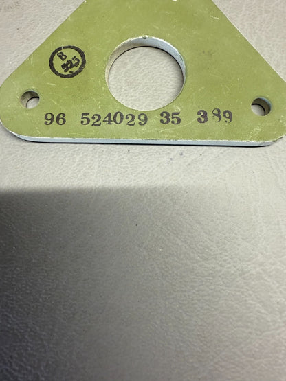 96-524029-35 Beechcraft Control Wheel Spacer