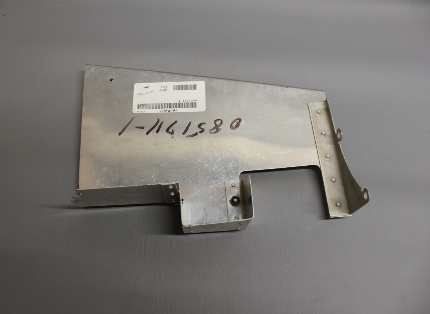 0851711-1 Cessna Baffle
