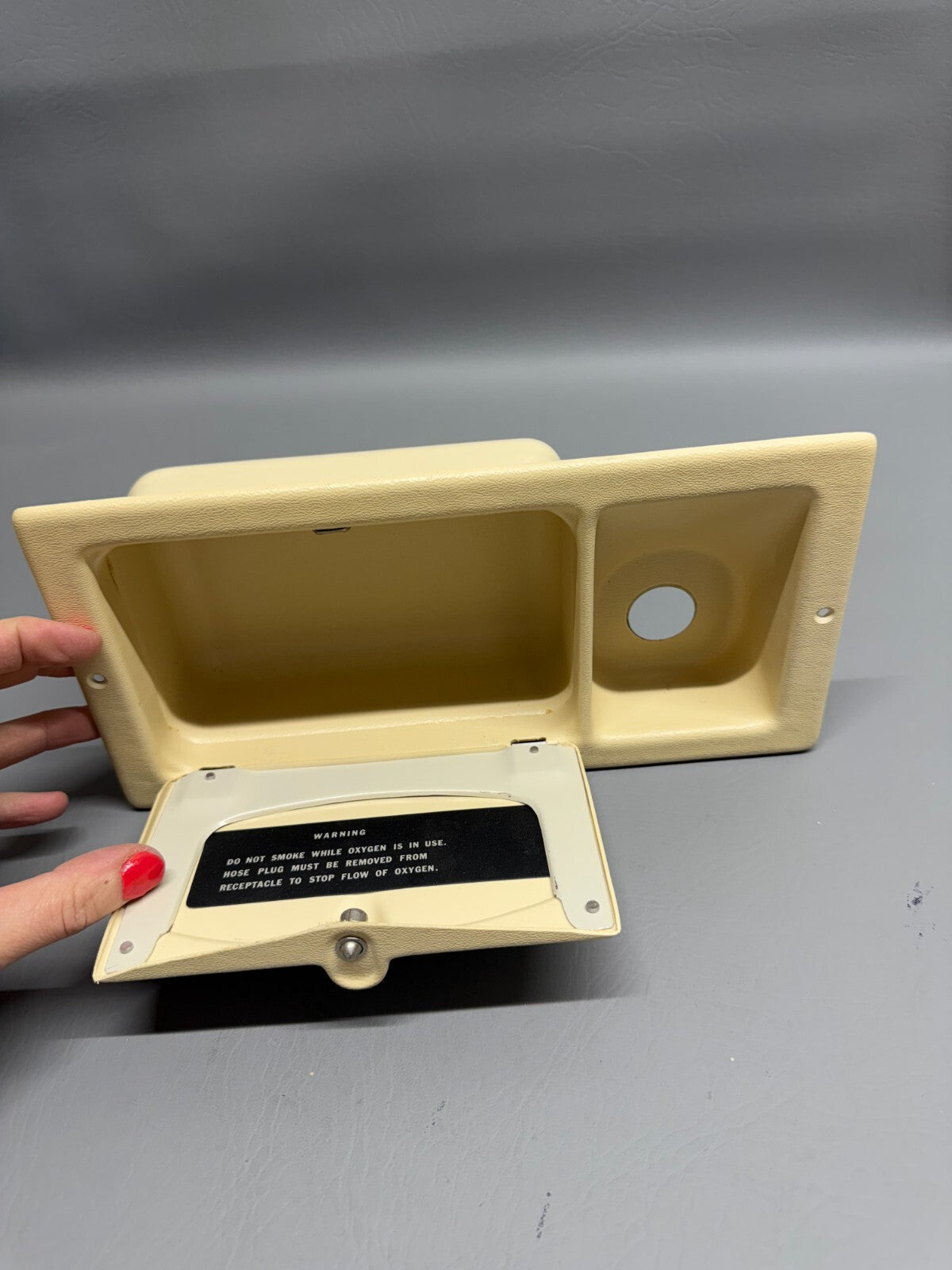 Piper Oxygen Service Container P/N 42665-001