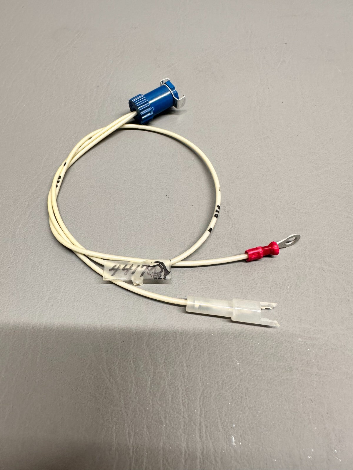 44170-000 Piper Plug Assy