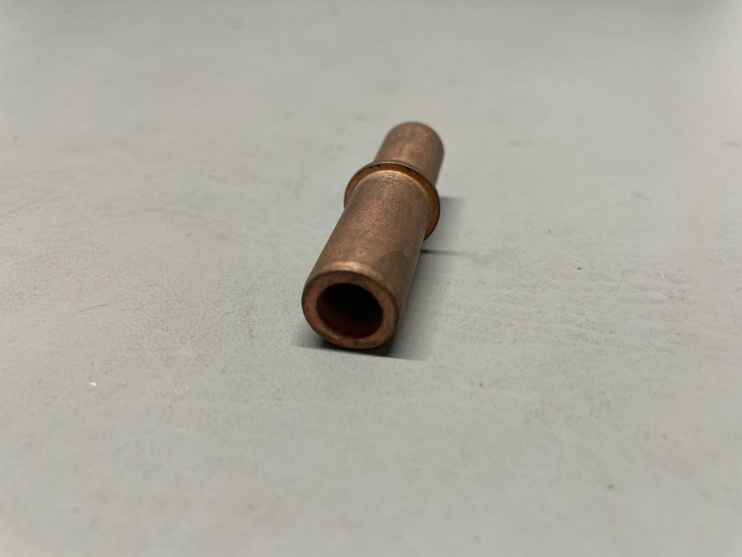 Superior Valve Guide P/N SA639282 (NEW)