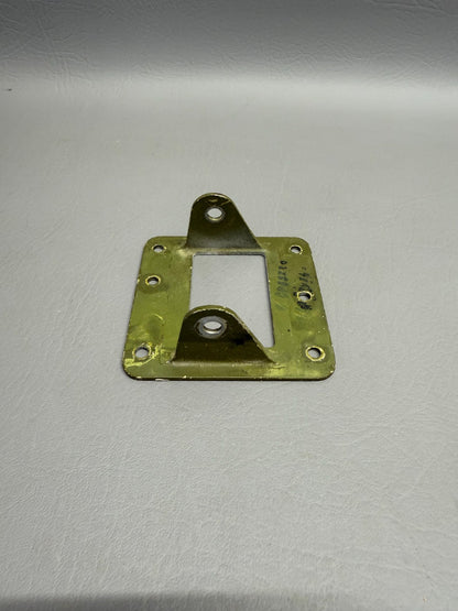 5115549-5 Cessna Aileron Bracket