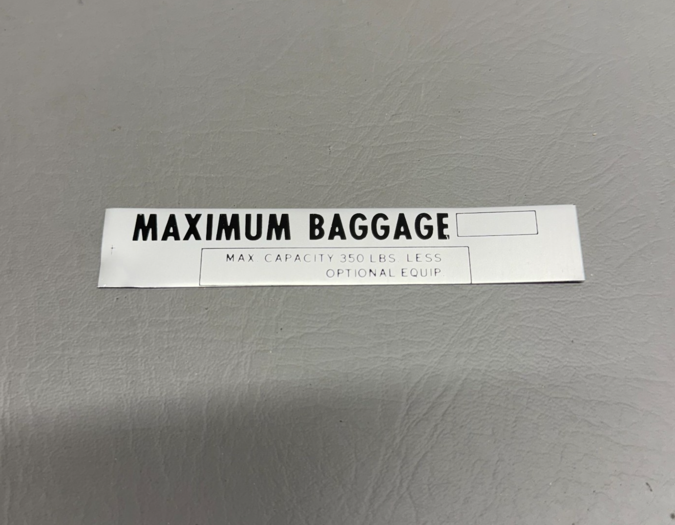 5013118-2 Cessna Baggage Placard