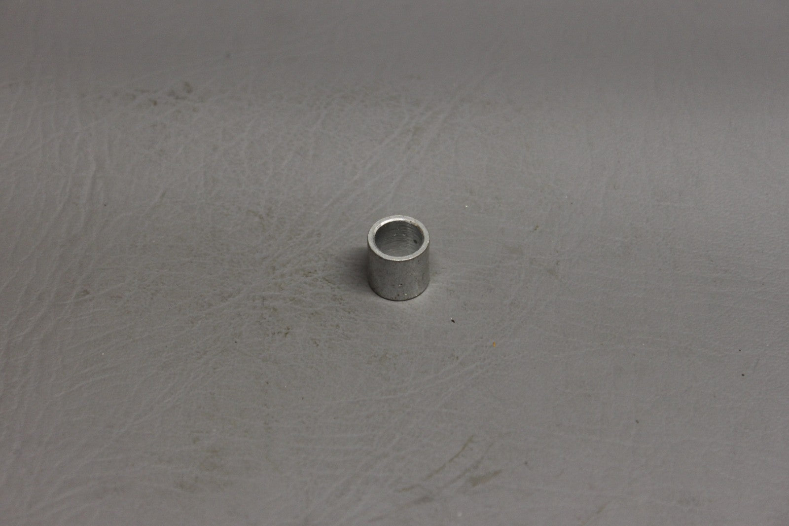 42129-008 Piper PA-31T Bushing Main Landing Gear