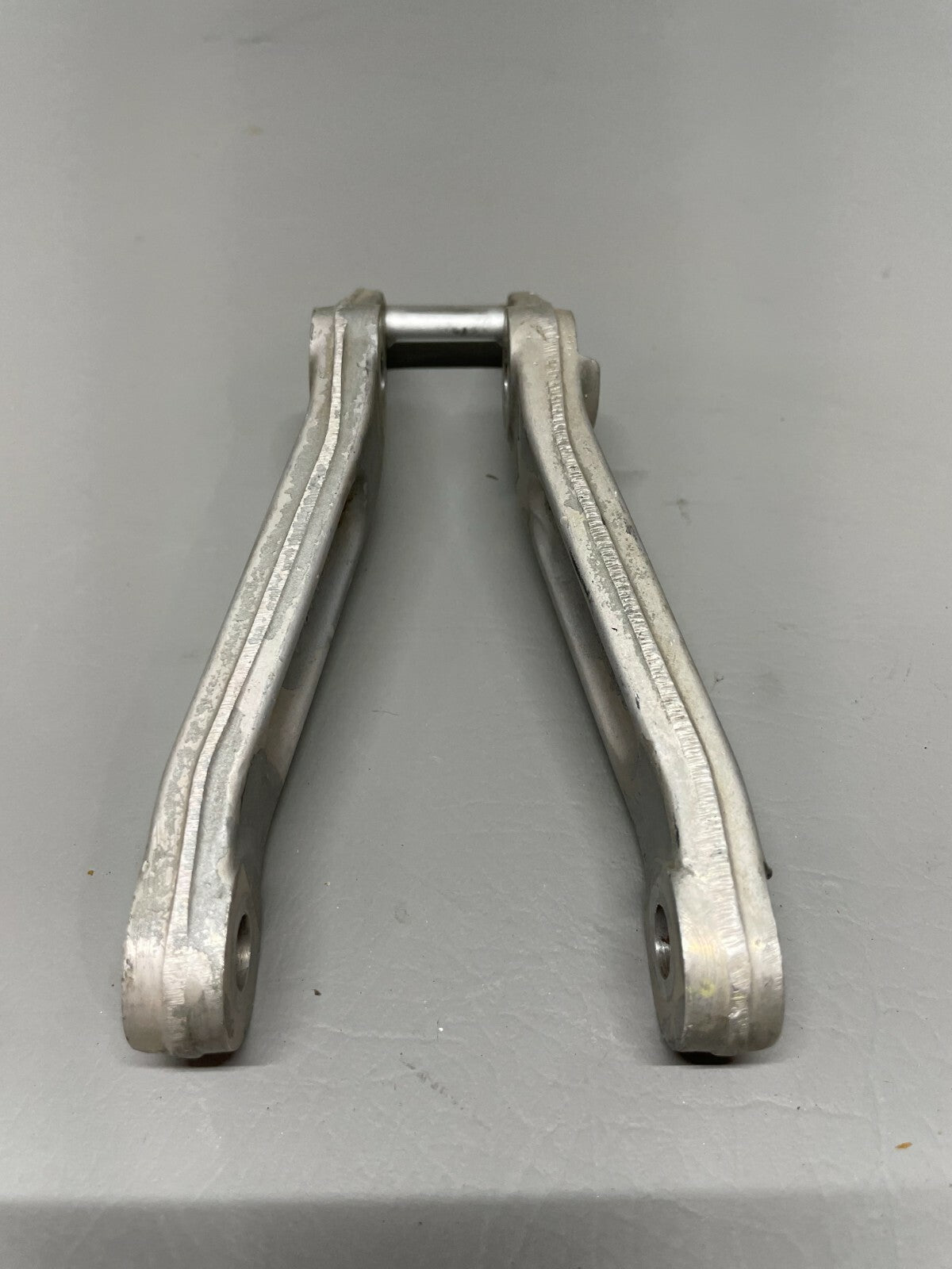 Piper PA23 Aztec/Apache Main Landing Gear Lower Drag Brace Arm P/N 16188-1 