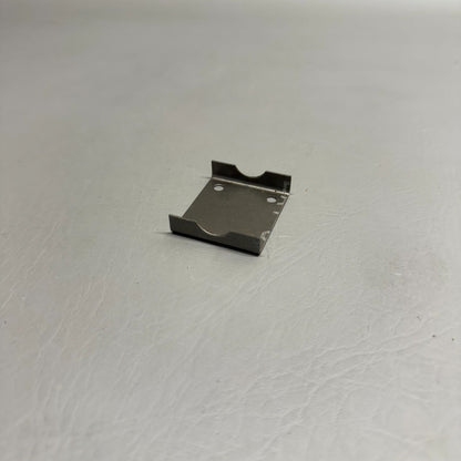61179-000 Piper Latch