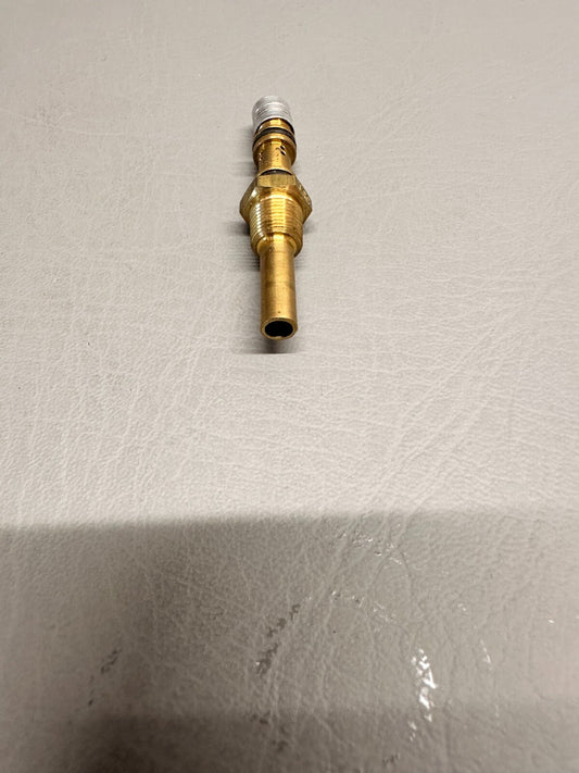 633608-13CR Cessna Nozzle