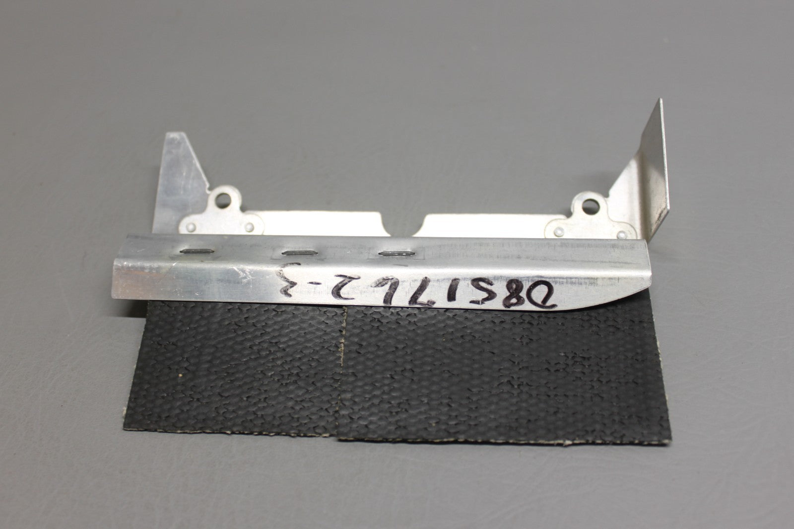 0851762-3 Cessna Baffle