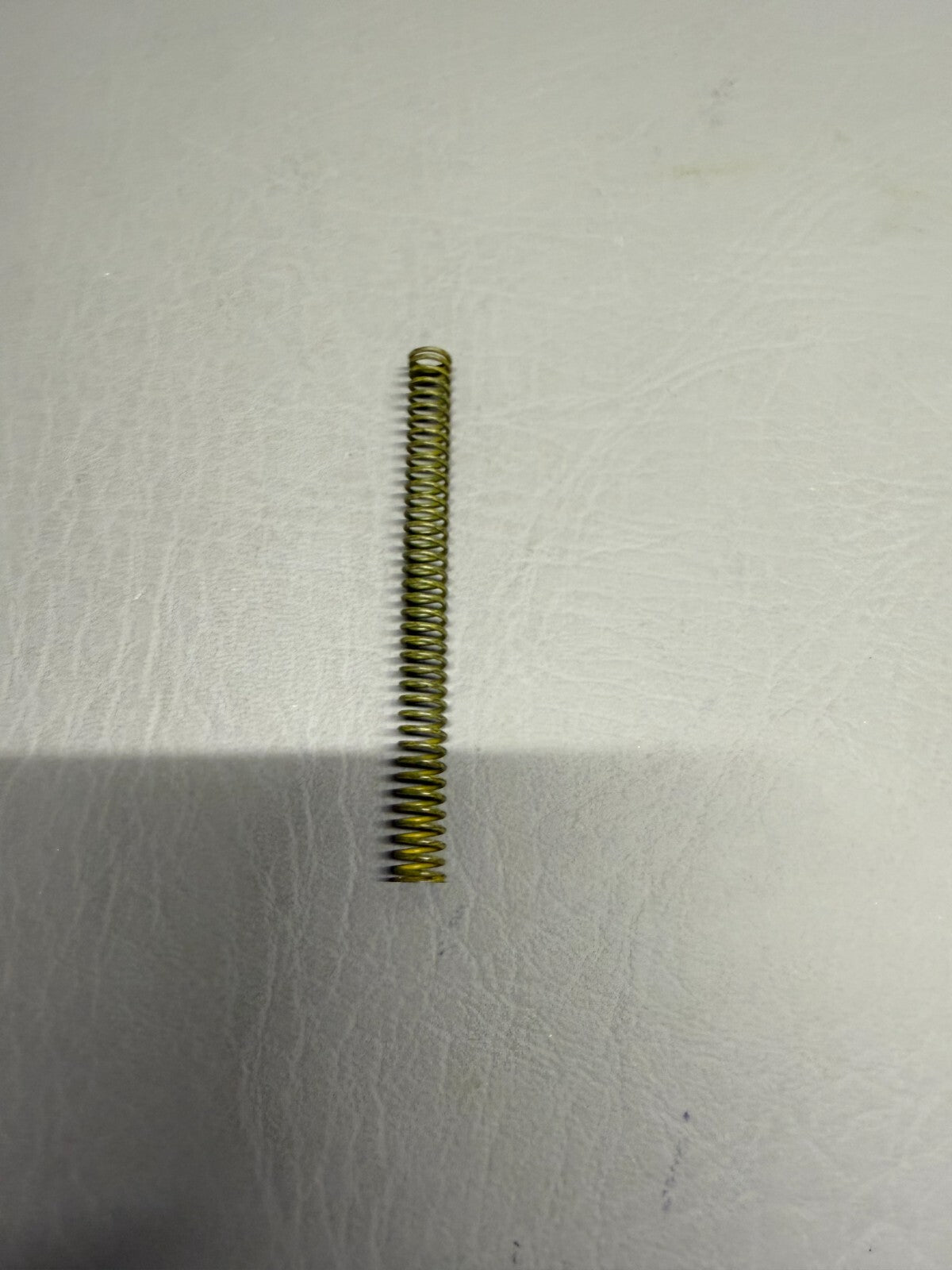539619 TCM Continental Oil Pressure Relief Spring