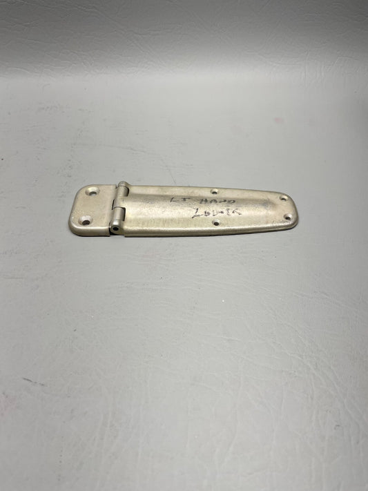 Cessna 150 Door Hinge P/N 0711037-498 (NEW)