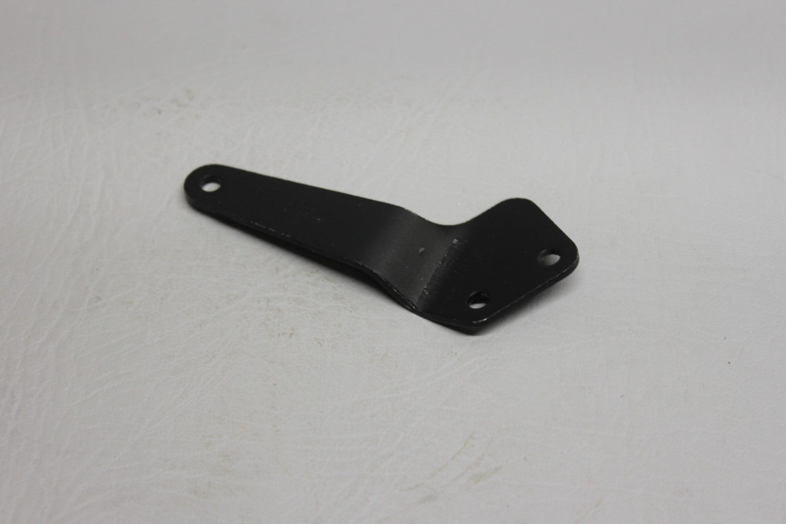 37902-008 Piper Lever