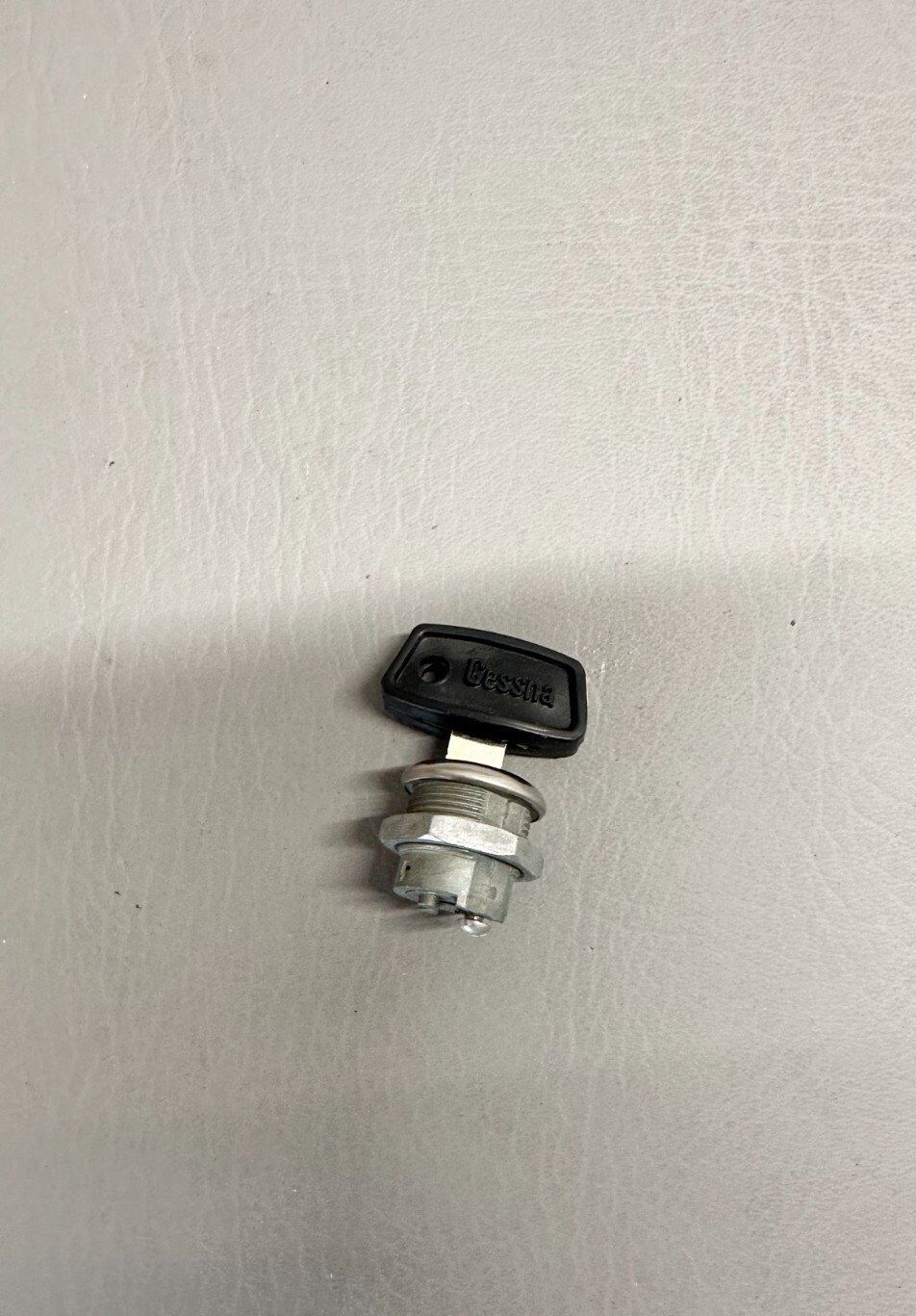 0253001-0107 Cessna Ignition Key Assy
