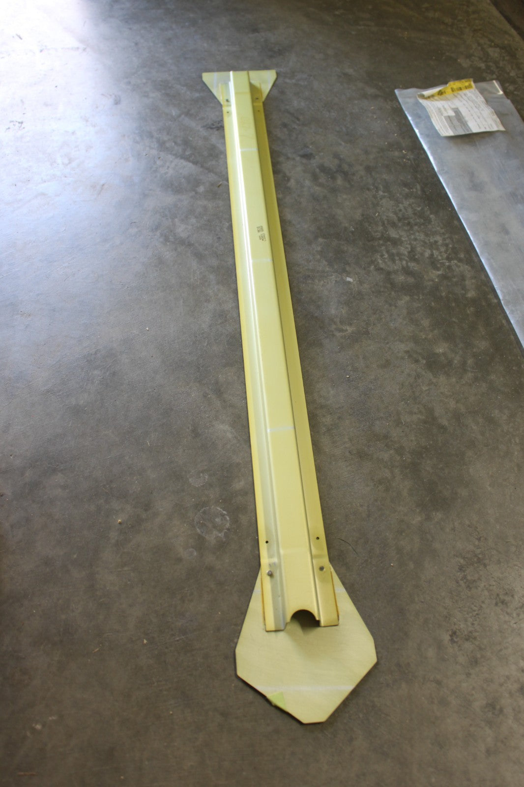 0726027-3 Cessna Stringer Assembly
