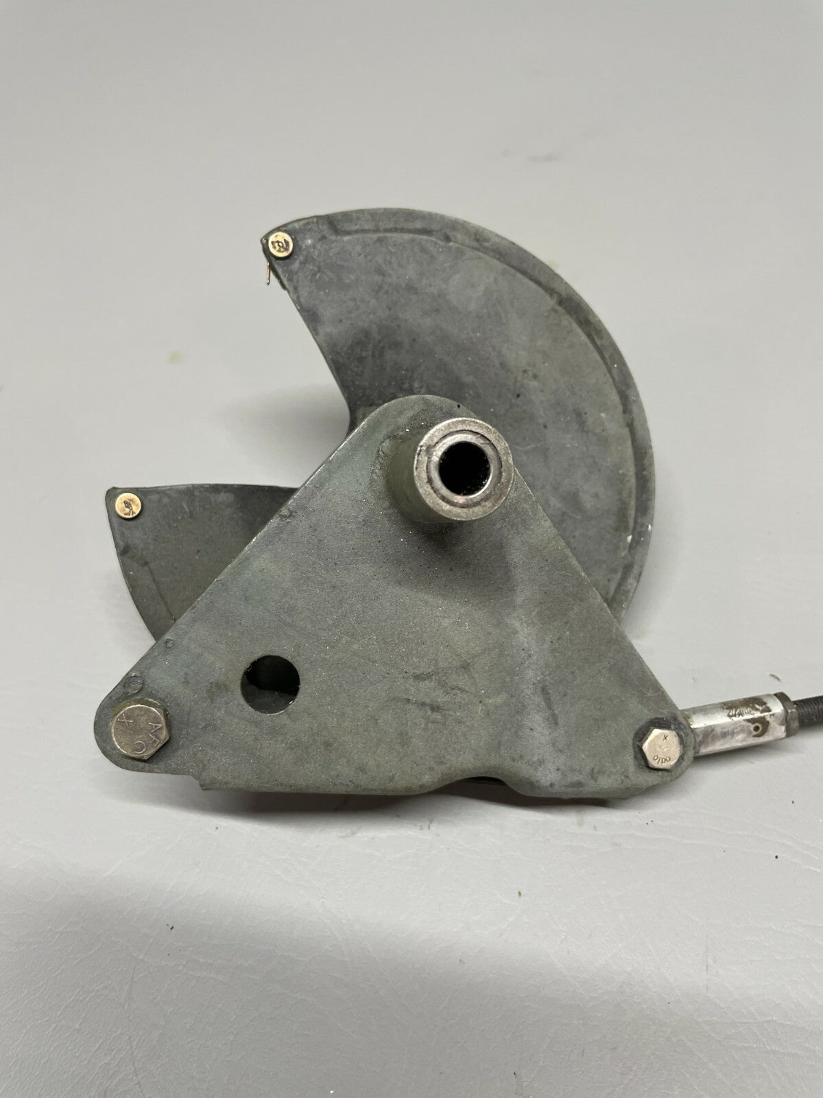 Cessna 150 172 182 Flap Bellcrank Assy RH P/N 0760612-1 