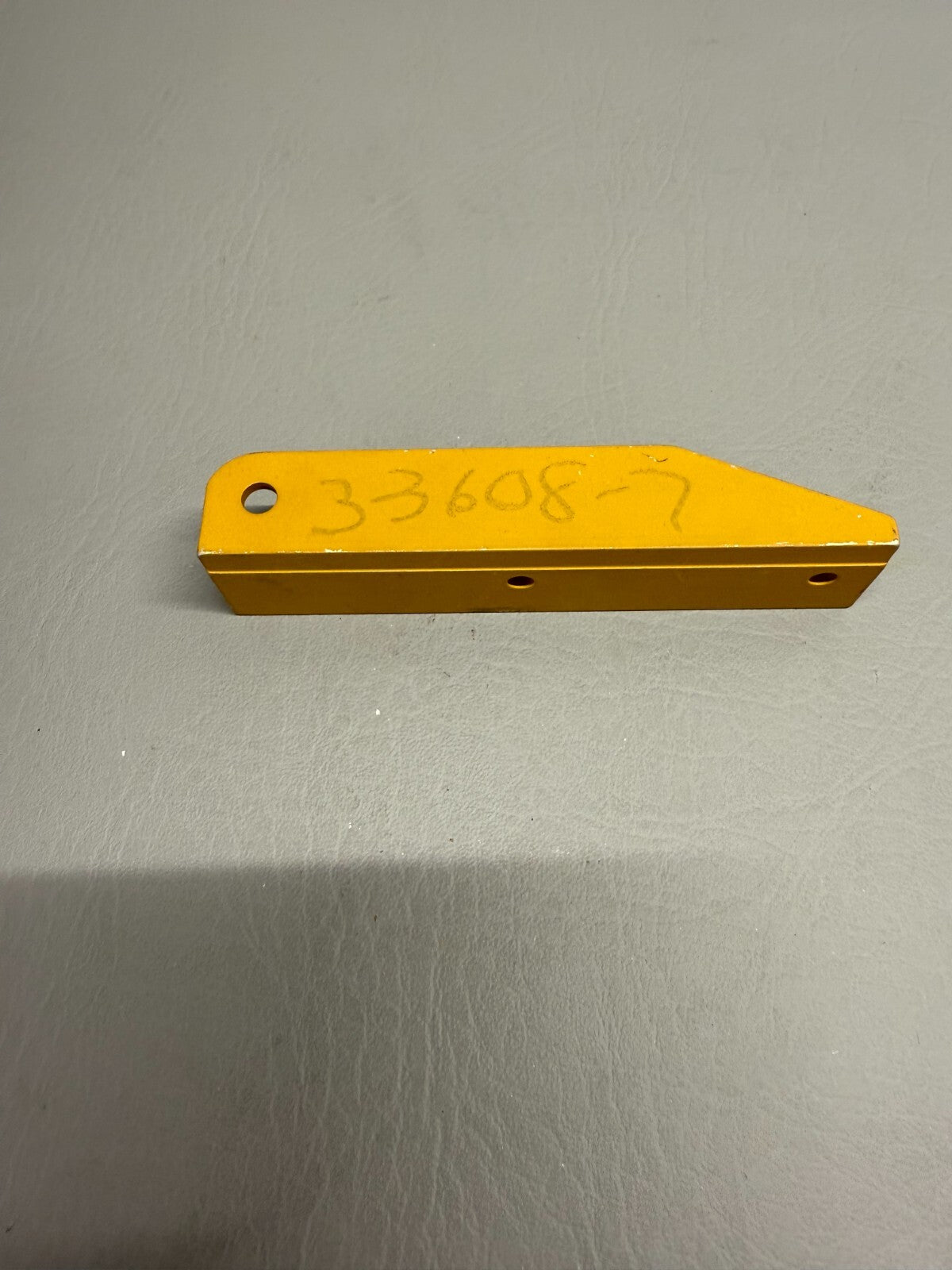 33608-007 Piper Hinge