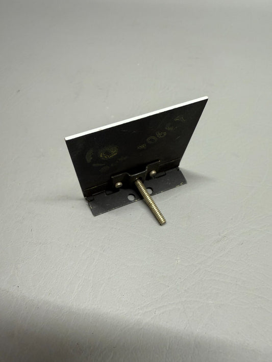 13904-000 Piper Vent Door Vacuum Pump Plate