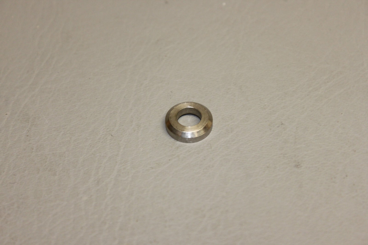 C6CE1030-27 Aircraft Roller