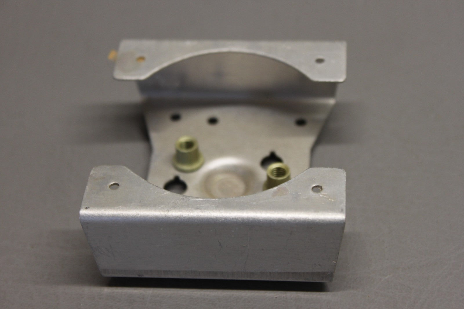 0711063-1 Cessna Bracket Assy
