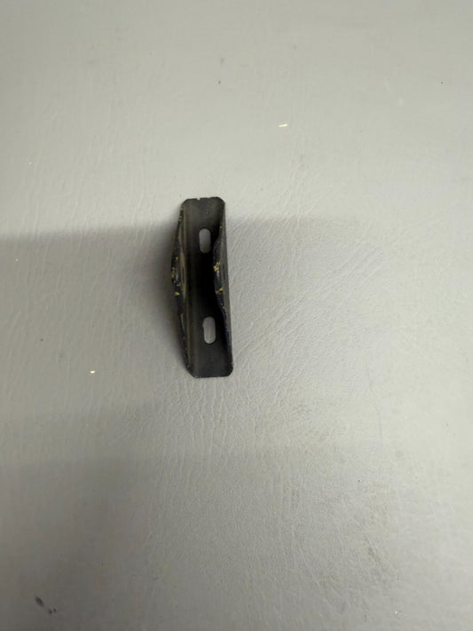 24039-000 Piper Exhaust Stack Hanger
