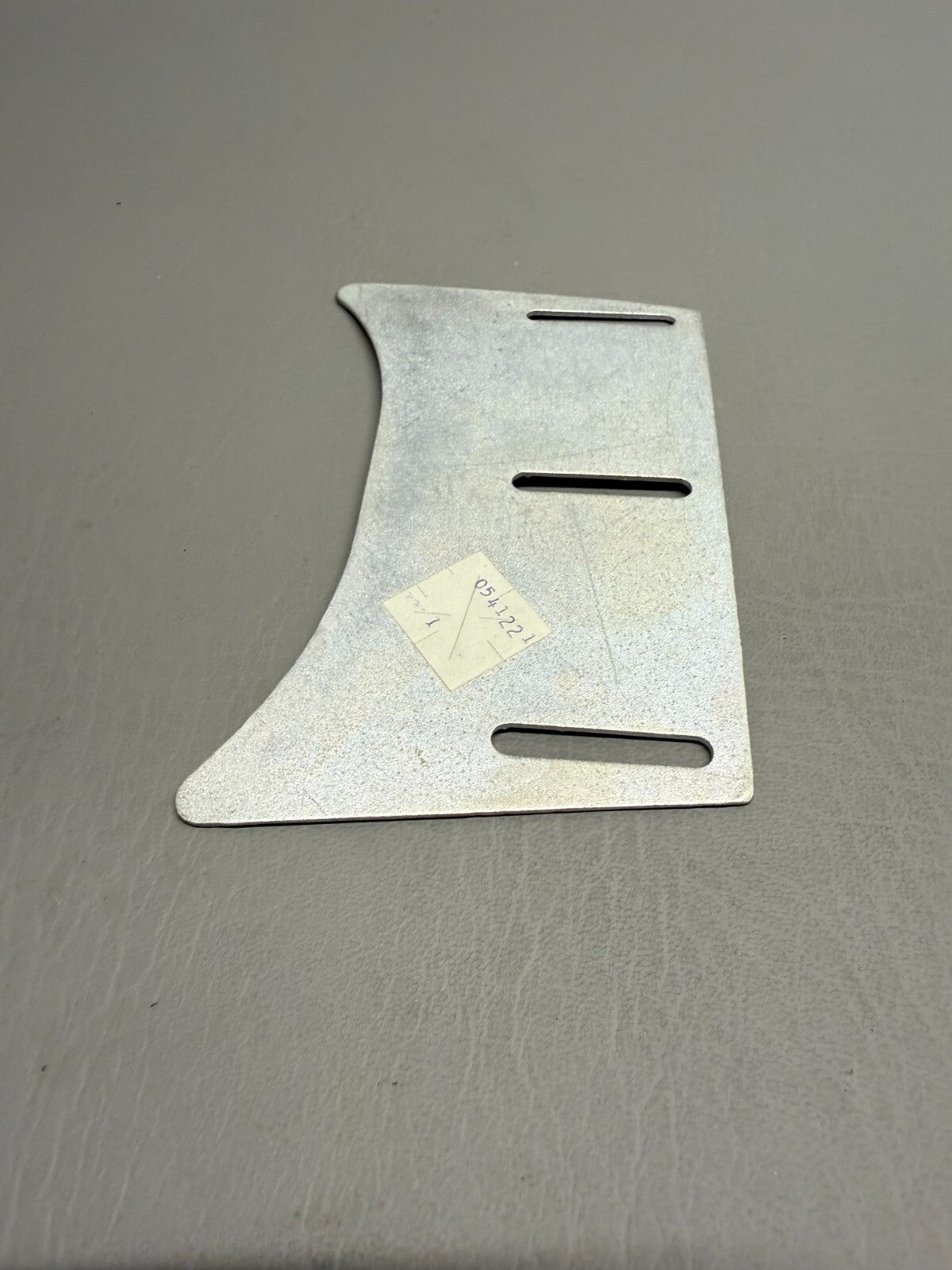0541221-1 Cessna Main Landing Gear Wheel Fairing Scraper