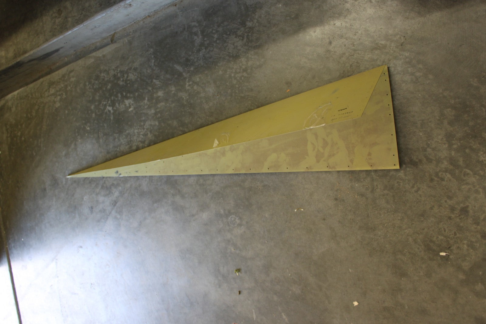 0731000-25 Cessna 180/185 Dorsal Fin Skin
