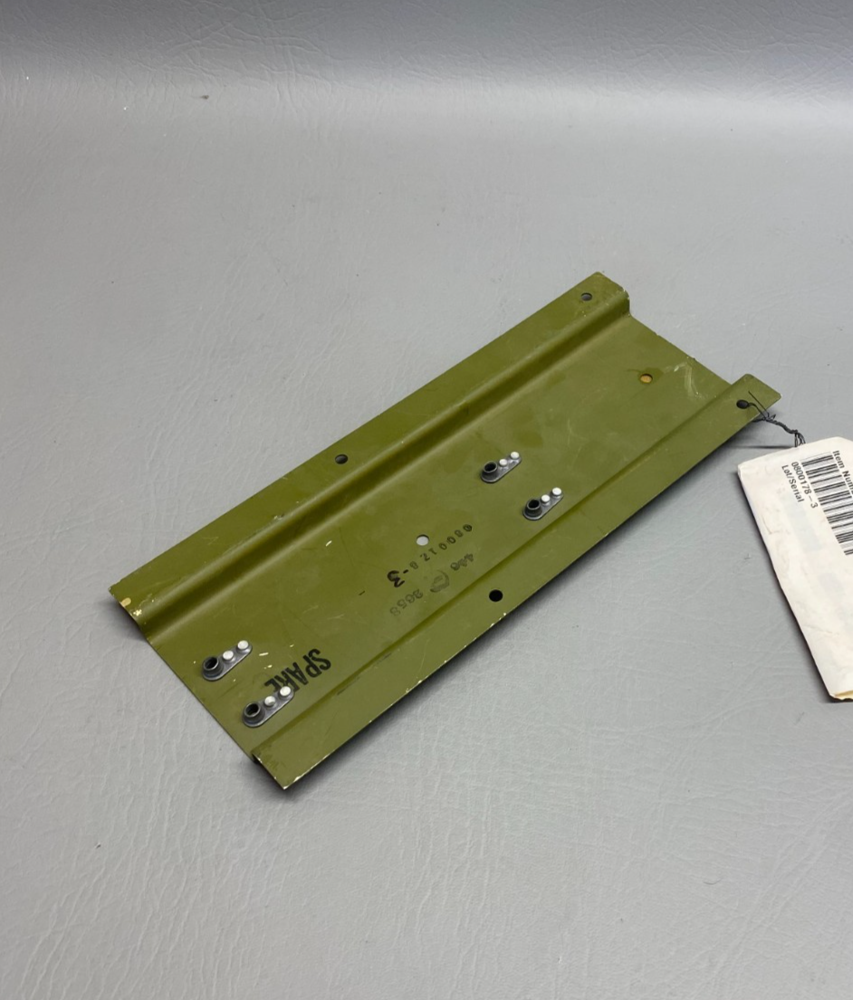 0800178-3 Cessna Bracket Assy