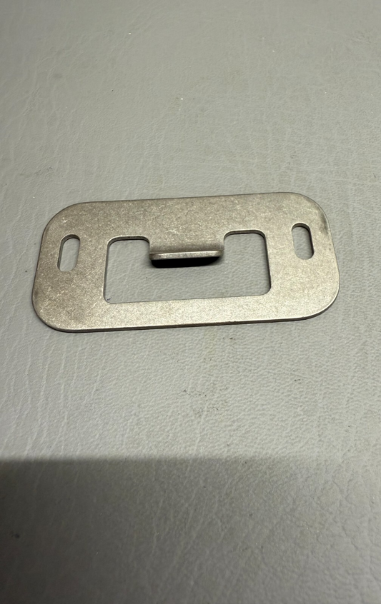 44669-000 Piper Door Catch