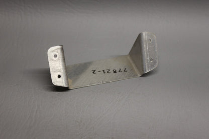 77821-002 Piper Scoop