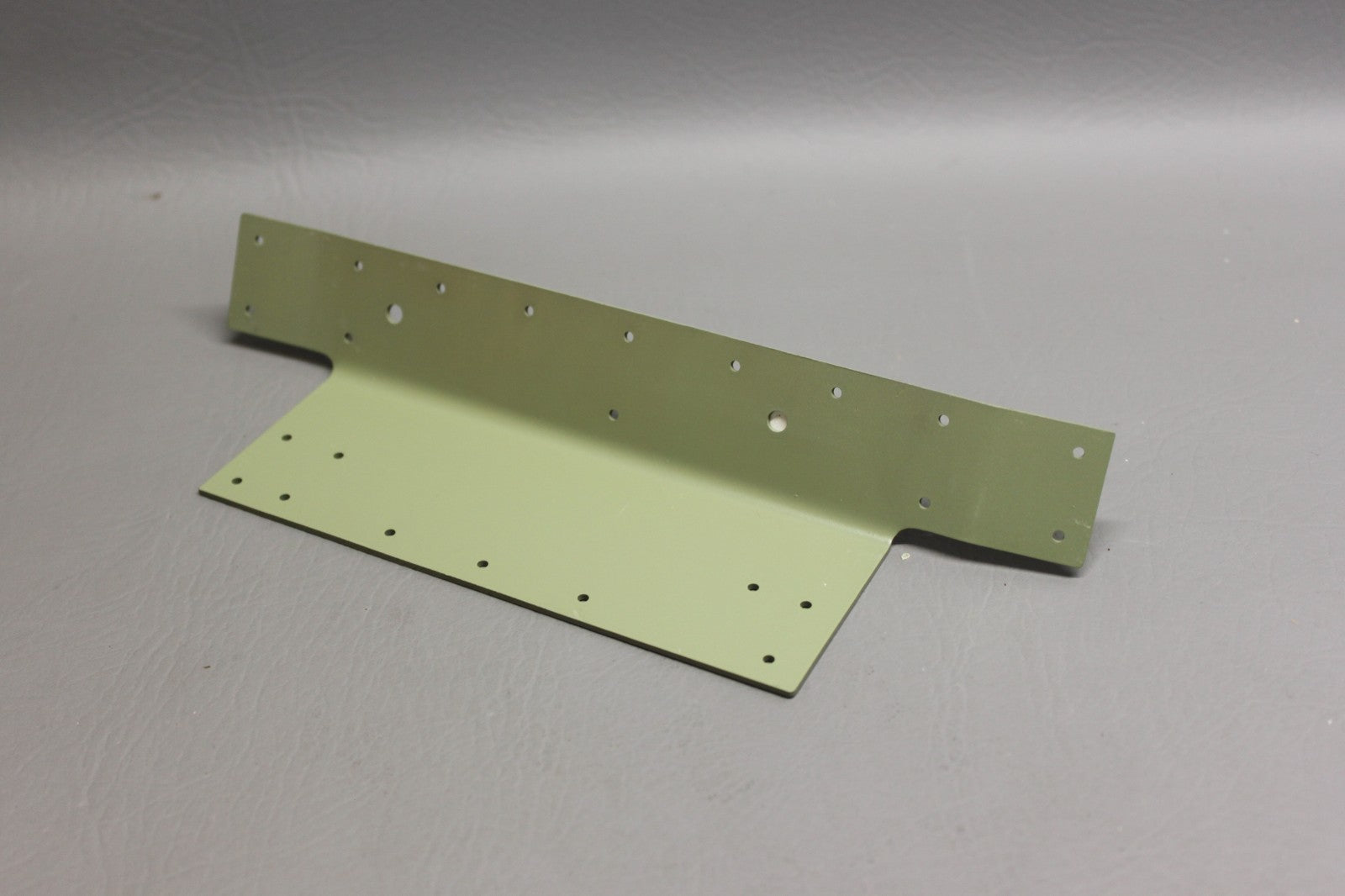 0713495-54 Cessna 172N Bulkhead Stiffener RH