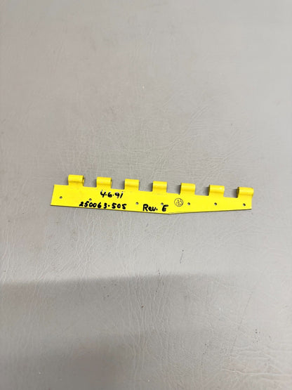 250063-505 Hinge