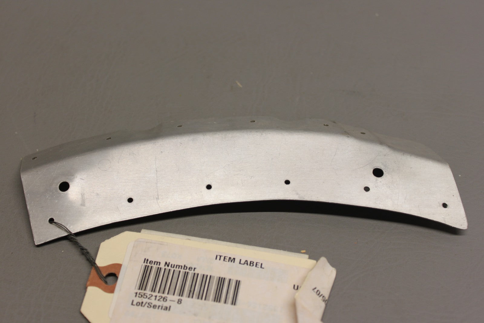 1552126-8 Cessna Retainer