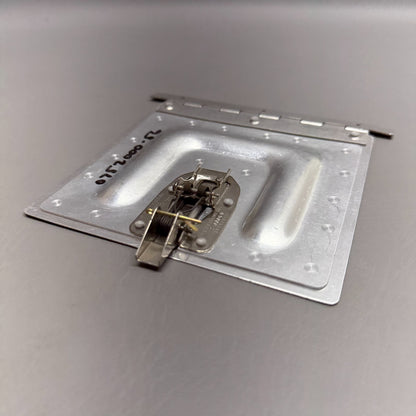 0752000-56 Cessna 180/182 Oil Door Assy