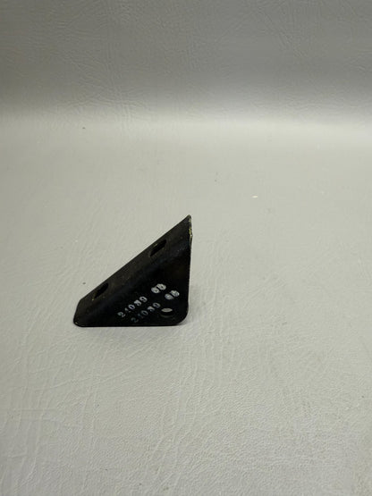 24039-000 Piper Exhaust Stack Hanger