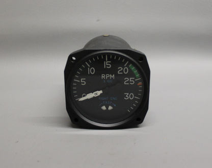 C668016-0102 Instruments Inc. Dual Tachometer Alt P/N 512-02 (OVERHAULED)