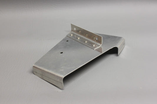 68674-000 Piper Bracket Assy