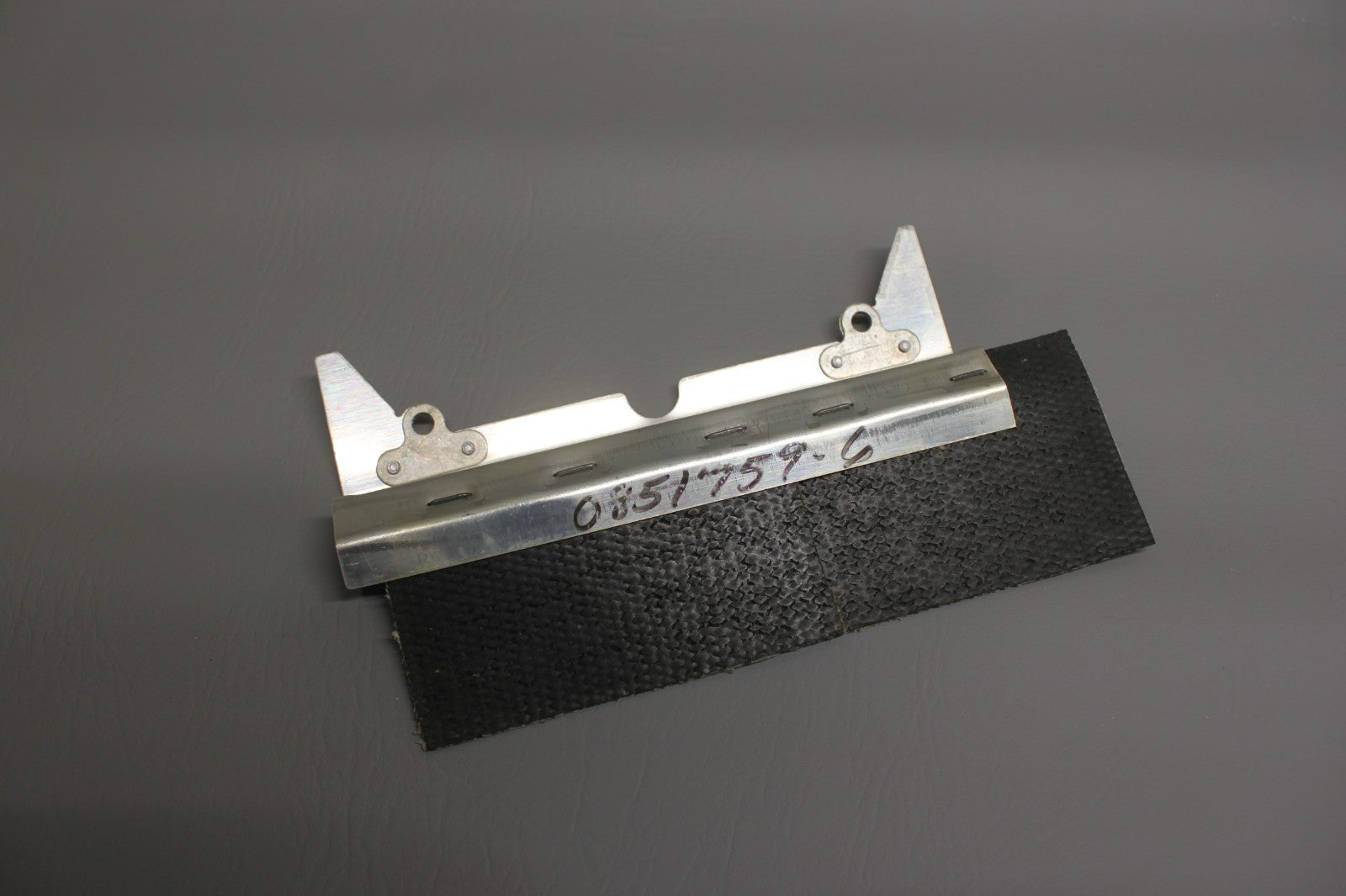 0851759-6 Cessna Baffle Assy