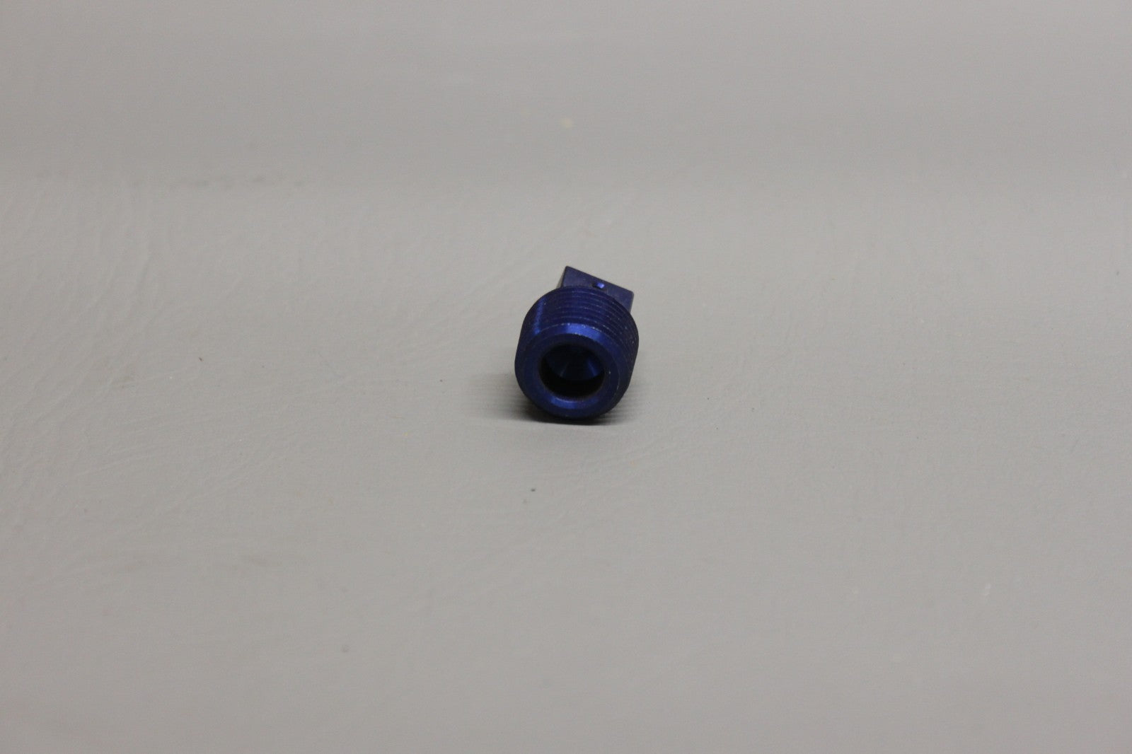 580-949 Piper Plug