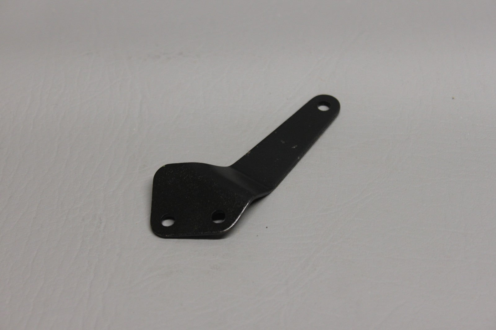 37902-008 Piper Lever