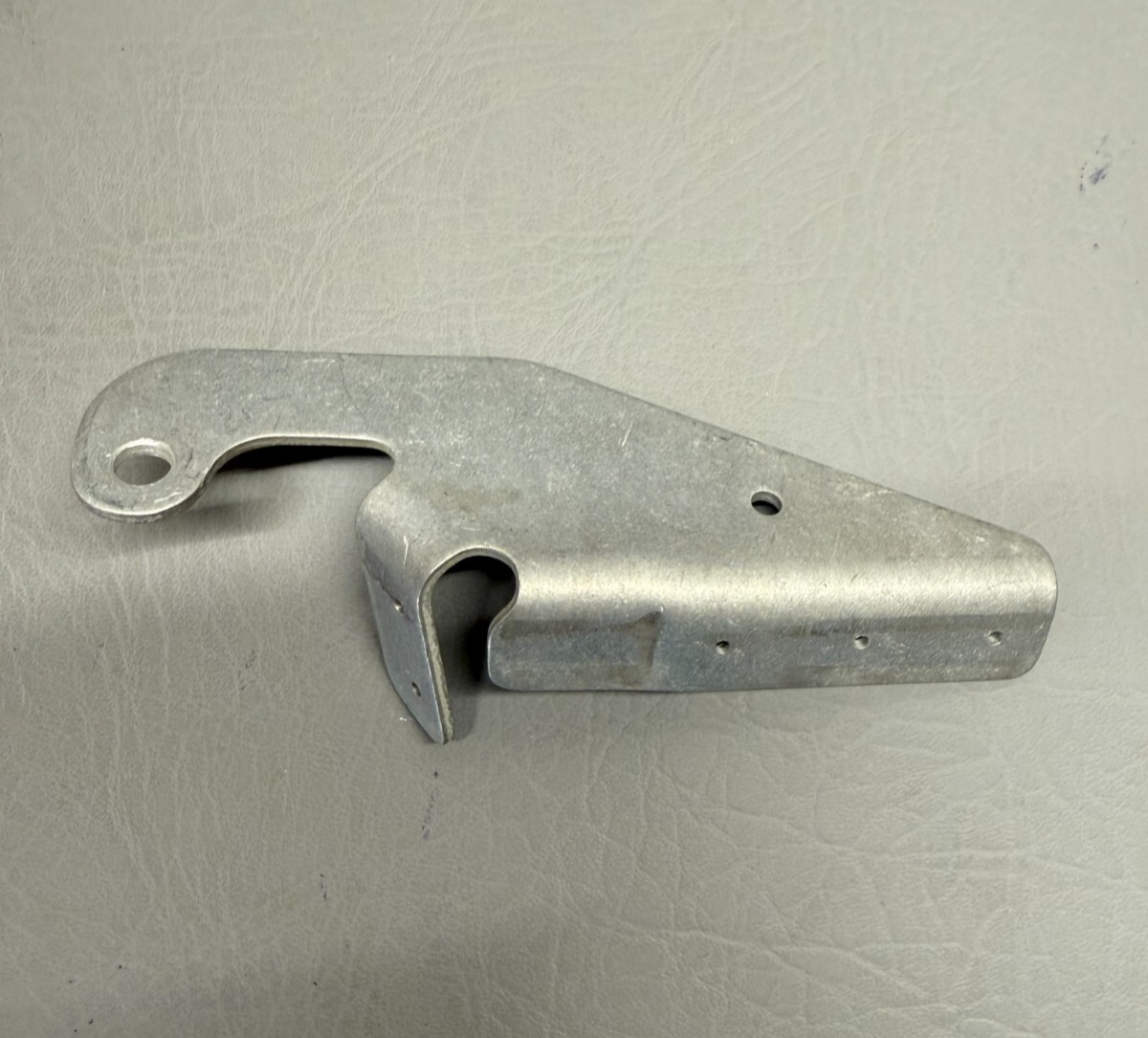 5311331-7 Cessna Bracket