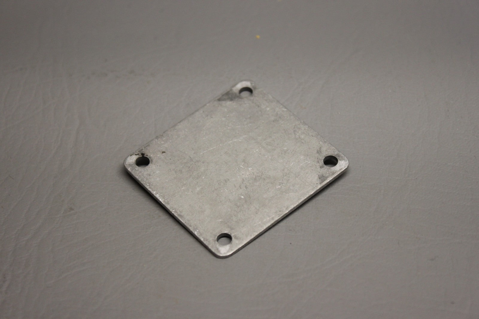 68096-000 Piper Seat Attachment