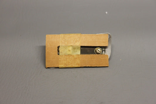 752-936 Piper Switch