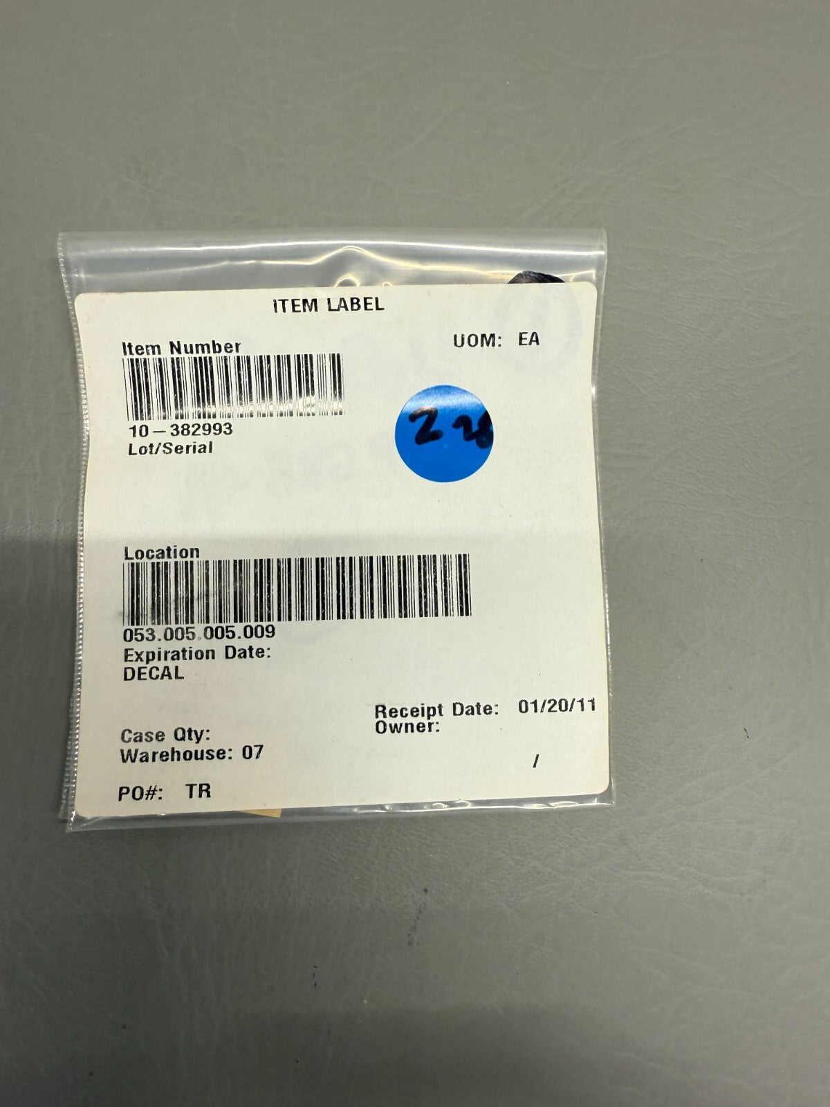 10-382993 Do Not Overtighten Placard