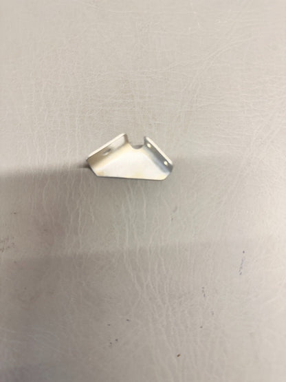 53470-000 Piper Bracket