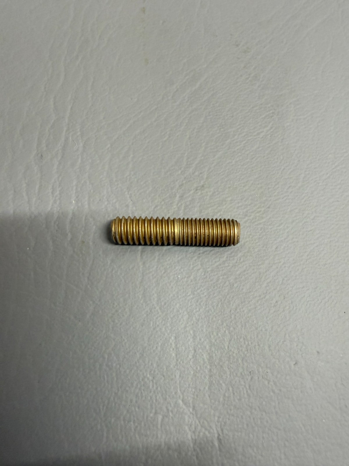 401870 TCM Stud