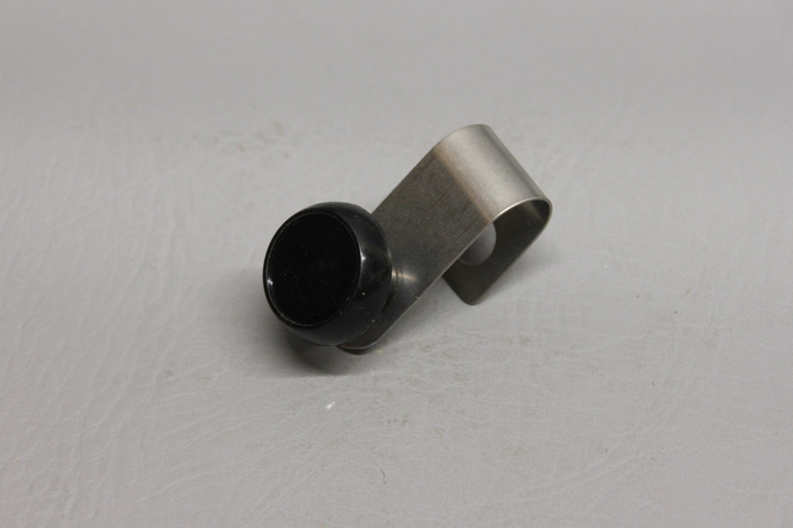 78725-002 Piper Knob