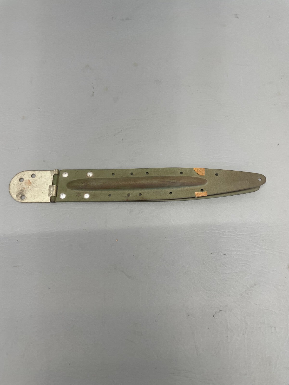 Cessna 172 Cabin Door Hinge Assy P/N 0511280-1