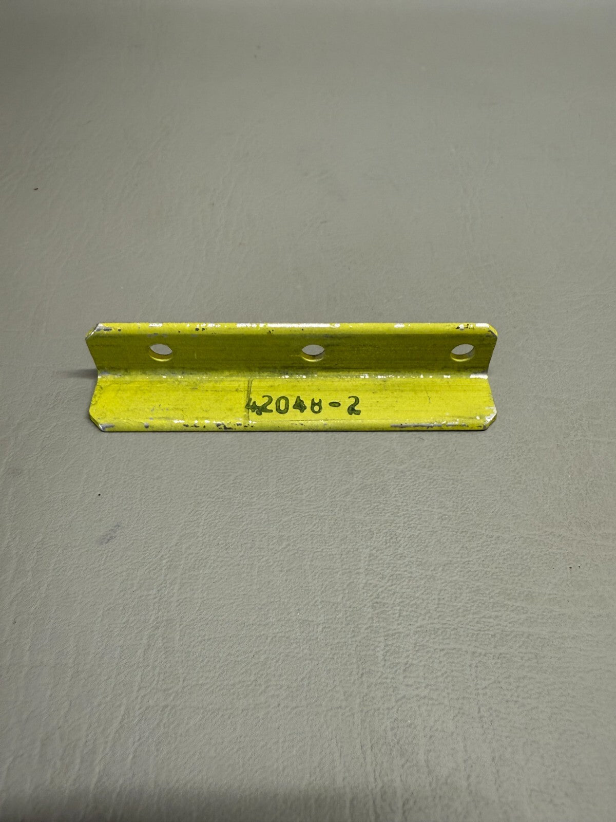 42048-002 Piper Angle
